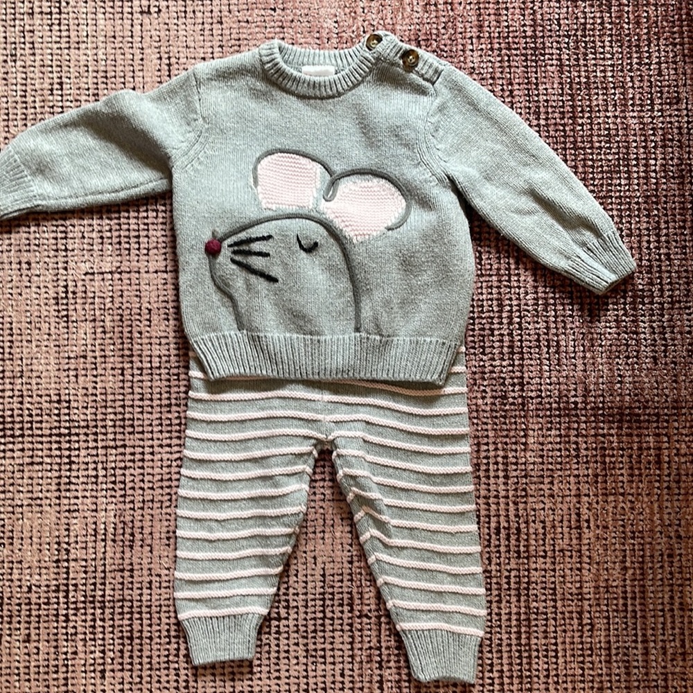 Hanna Andersson sweater set